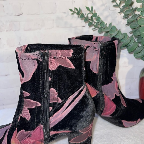 Steve Madden Velvet Floral Mid Boot - Picture 7 of 11